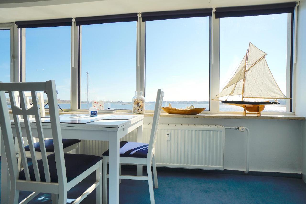 Ferienwohnung Schleiloge Mit Panoramablick Auf Die Schlei Schleswig Eksteriør bilde