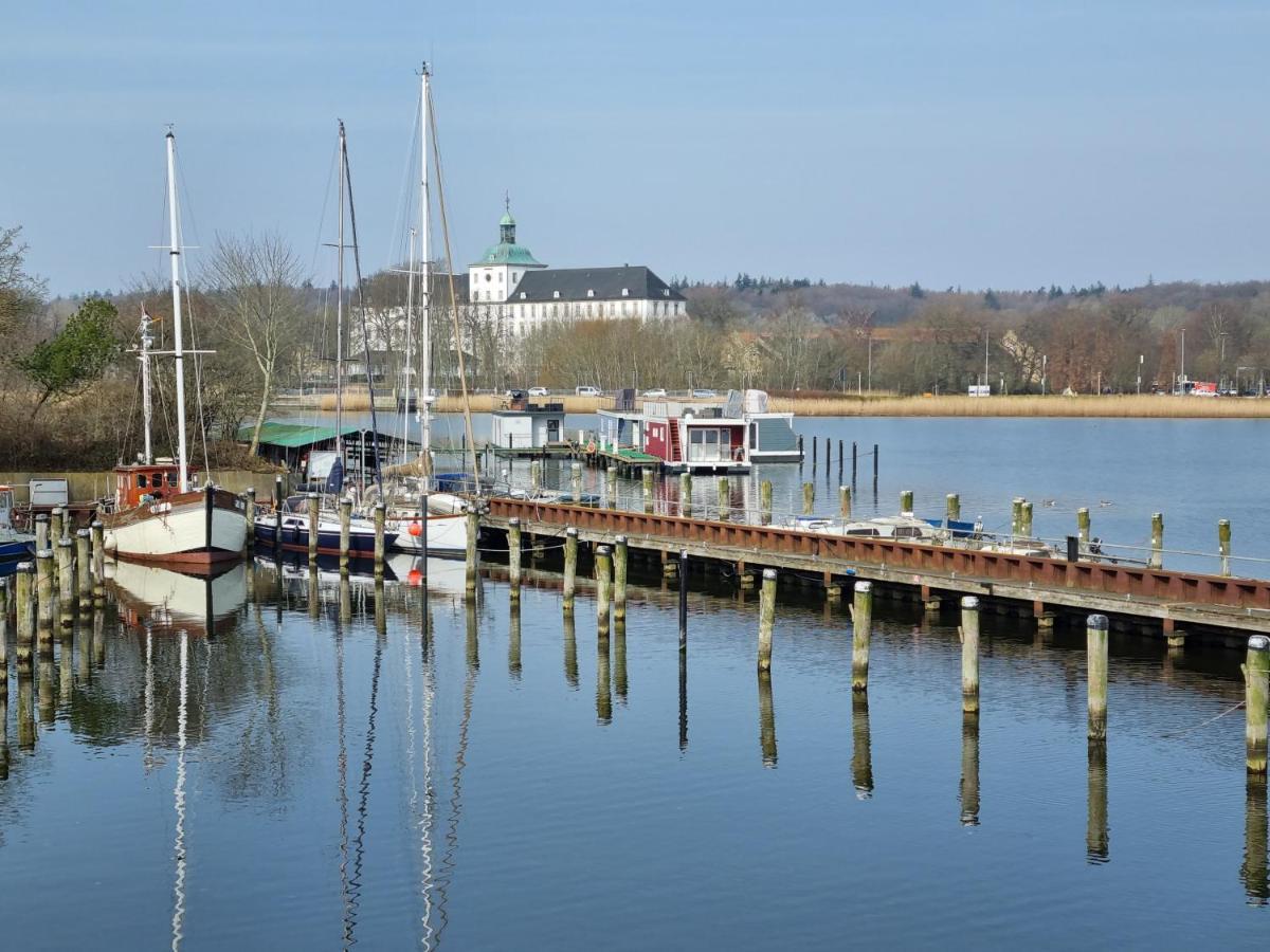 Ferienwohnung Schleiloge Mit Panoramablick Auf Die Schlei Schleswig Eksteriør bilde