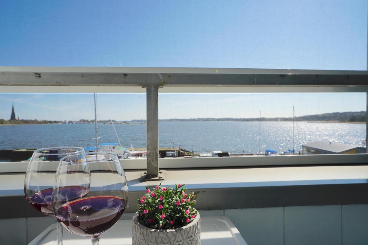 Ferienwohnung Schleiloge Mit Panoramablick Auf Die Schlei Schleswig Eksteriør bilde